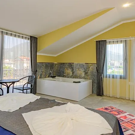 Villa Soeguet 2 - 4 Bedroom With Jacuzzi In